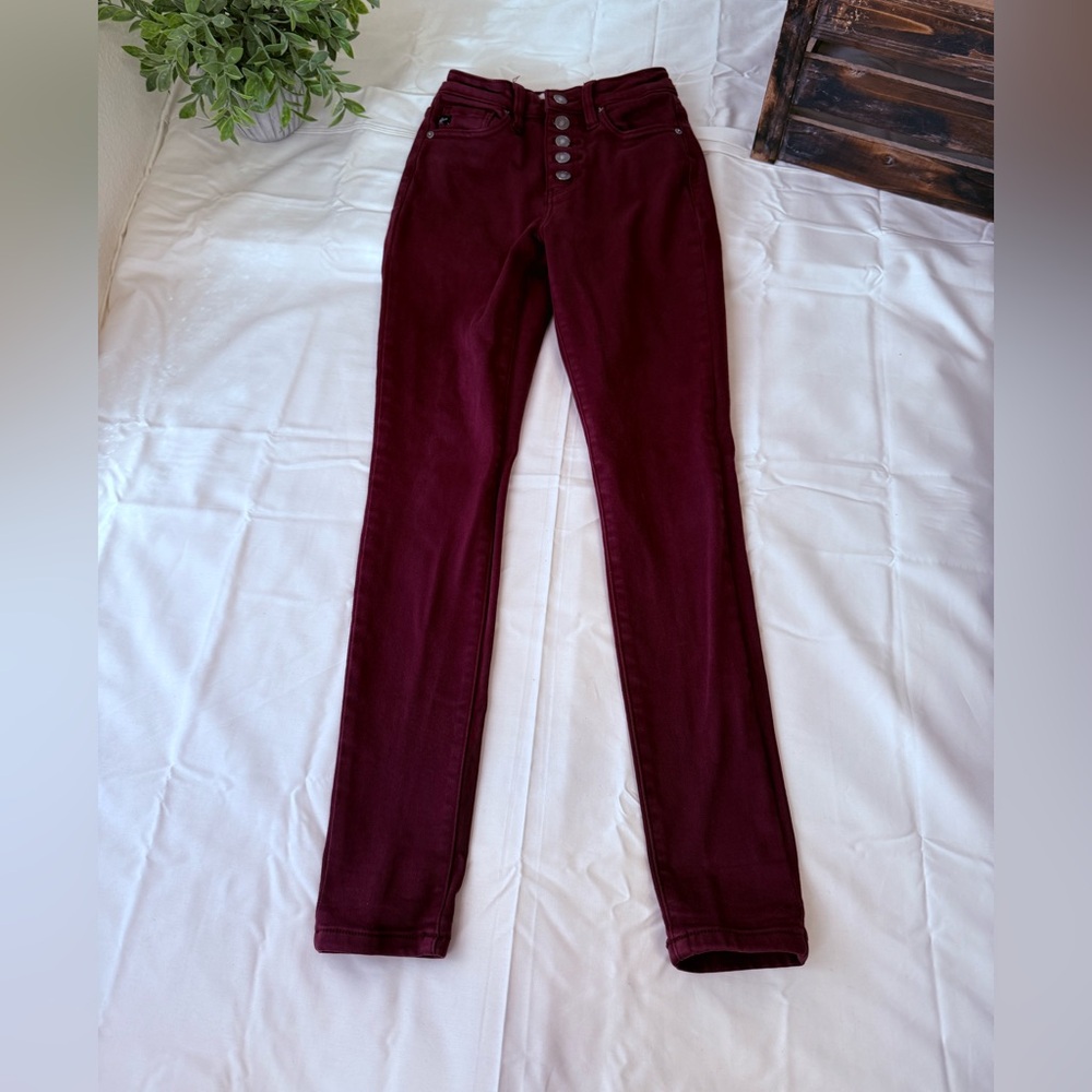 Kancan burgundy color button fly pants size 1 24